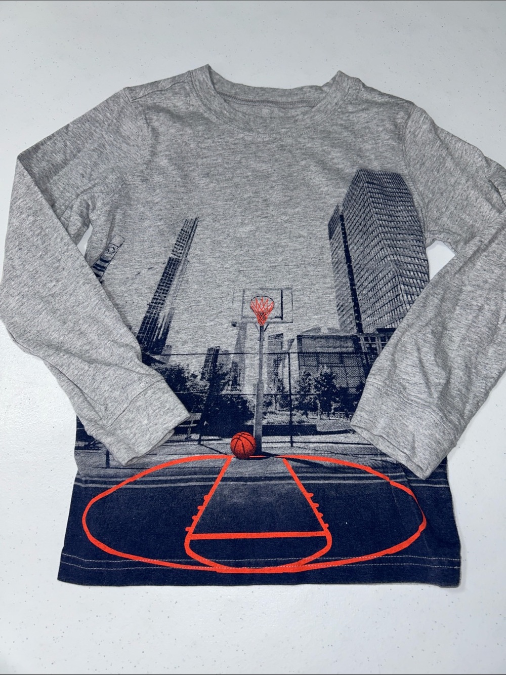 Carter’s Boy’s Long Sleeve Basketball Court Graphic T-Shirt Size 6